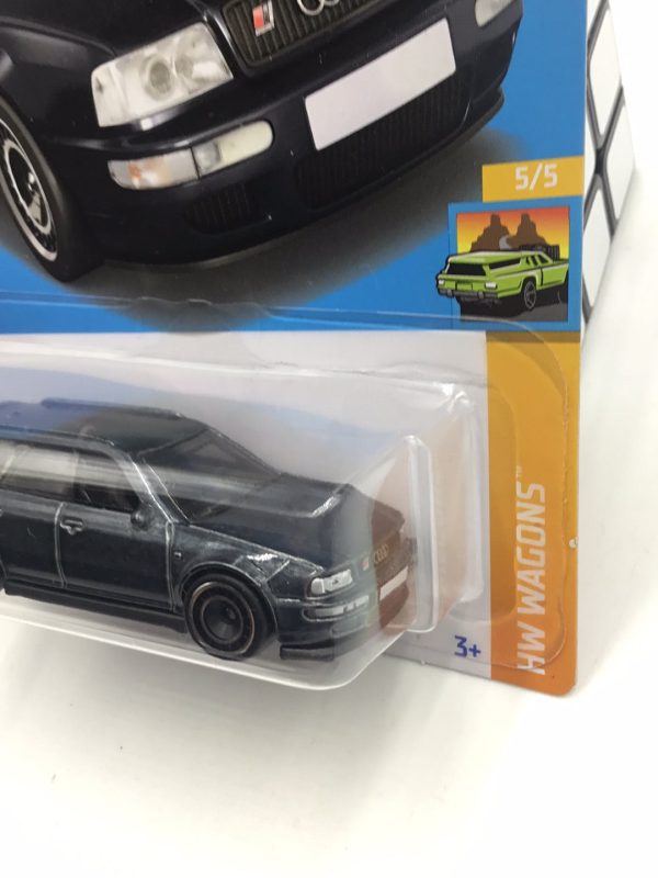 2022  hot wheels super treasure hunt 94 Audi Avant RS2 W  Protector Fashion