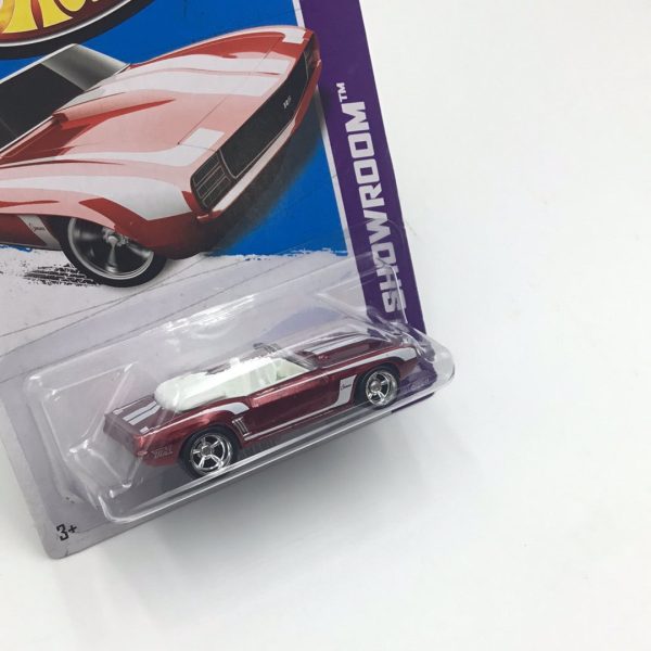 2013 hot wheels super treasure hunt #197 69 Camaro W Protector Online now