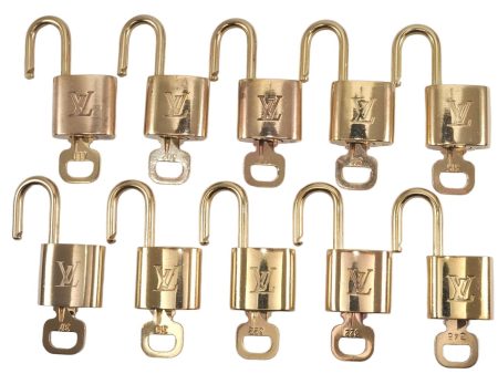 Authentic Louis Vuitton Padlock & Keys 10Set LV 1429L Online now